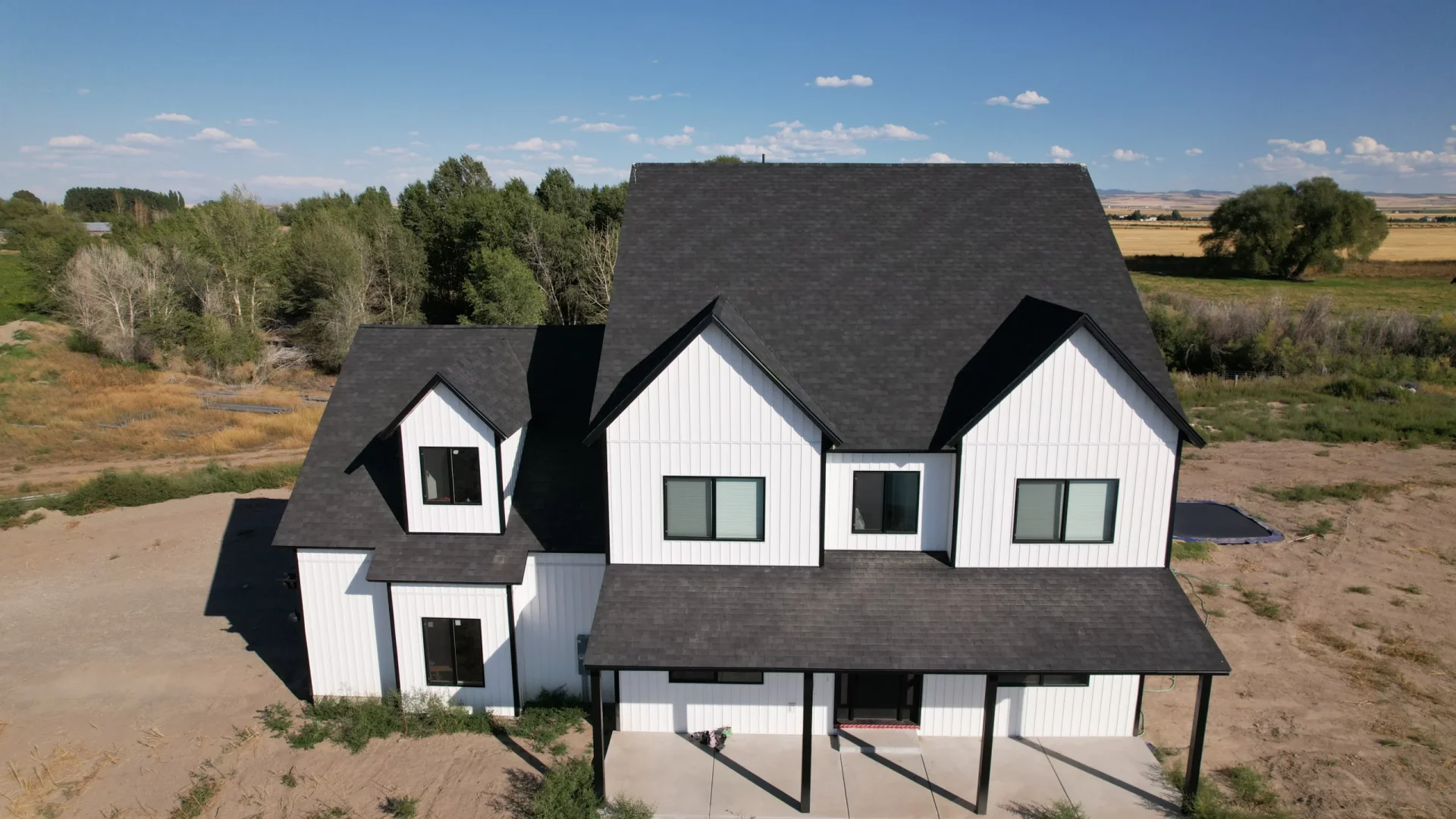 roof-services-scaled